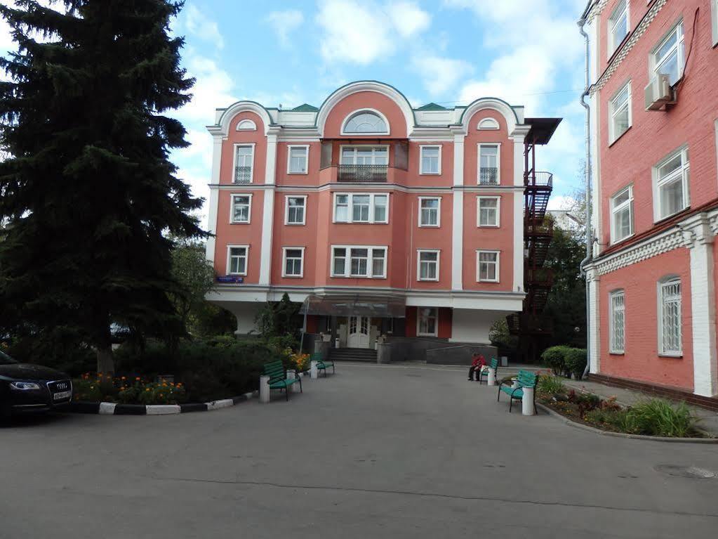 ホテルOzerkovskaya モスクワ エクステリア 写真